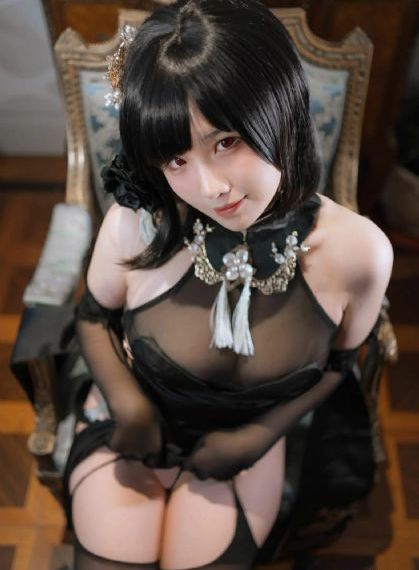 黑色五叶草